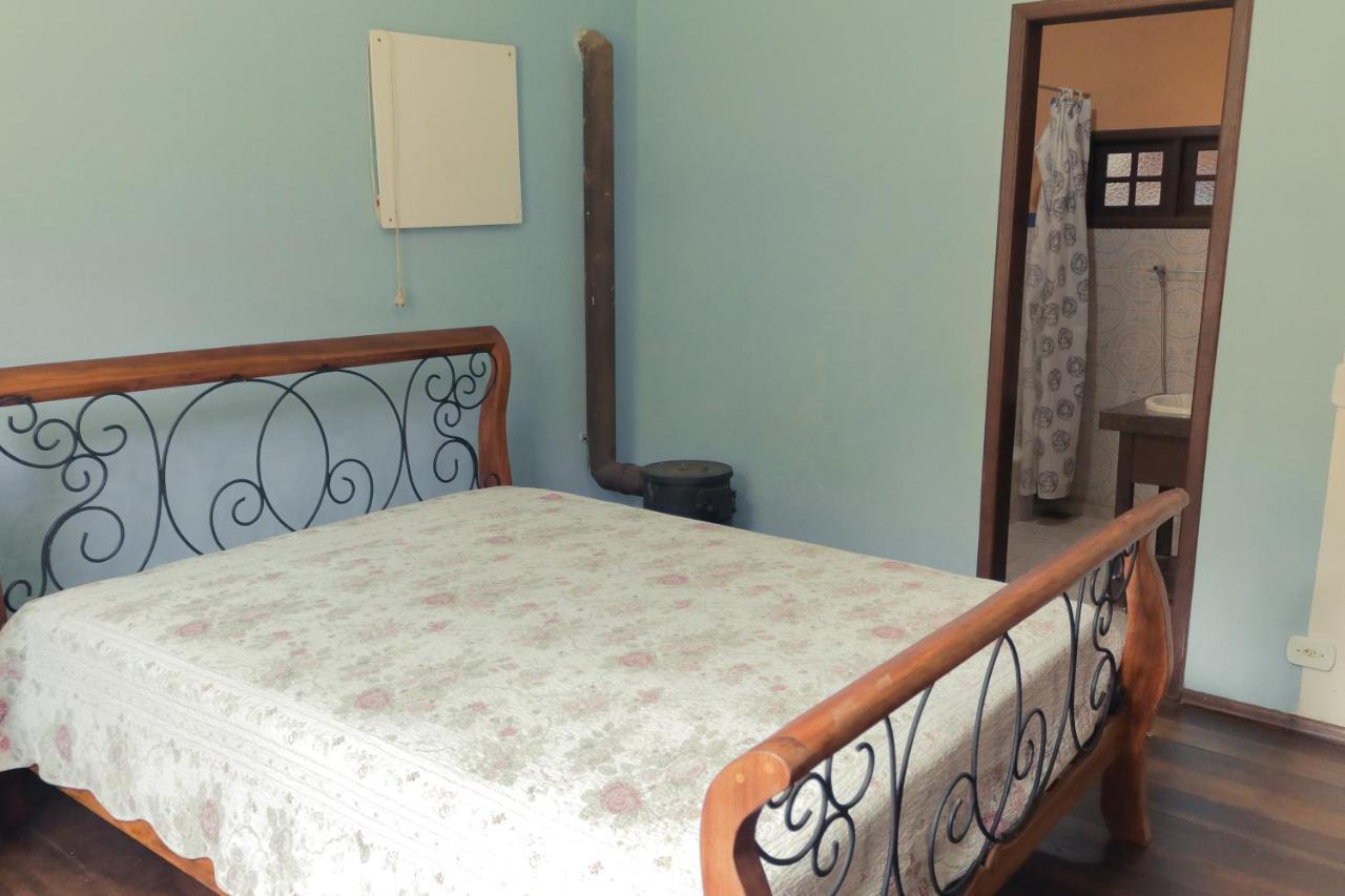 Em Tiradentes, Minas Gerais, Casa Tipica E Espacosa Em Terreno Arborizado Eksteriør billede