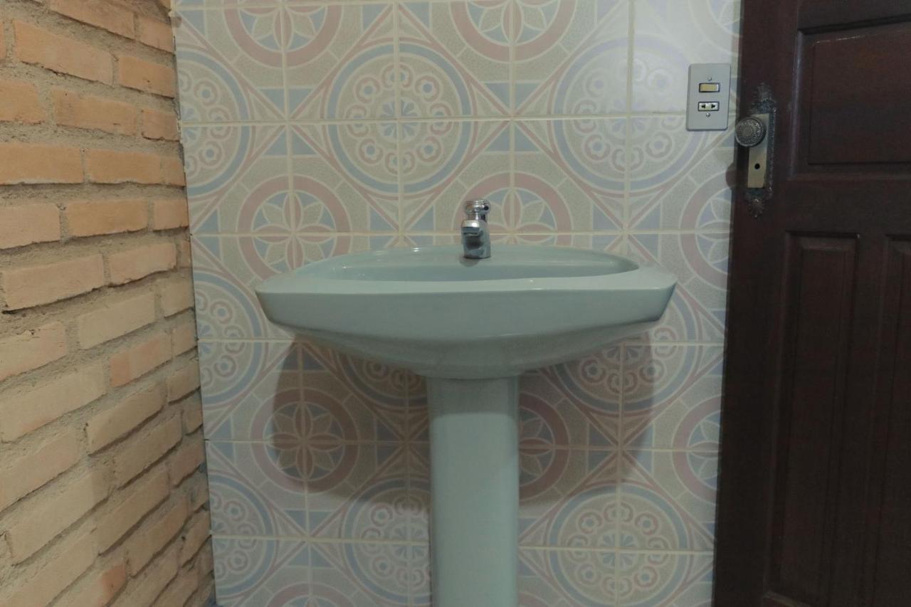 Em Tiradentes, Minas Gerais, Casa Tipica E Espacosa Em Terreno Arborizado Eksteriør billede