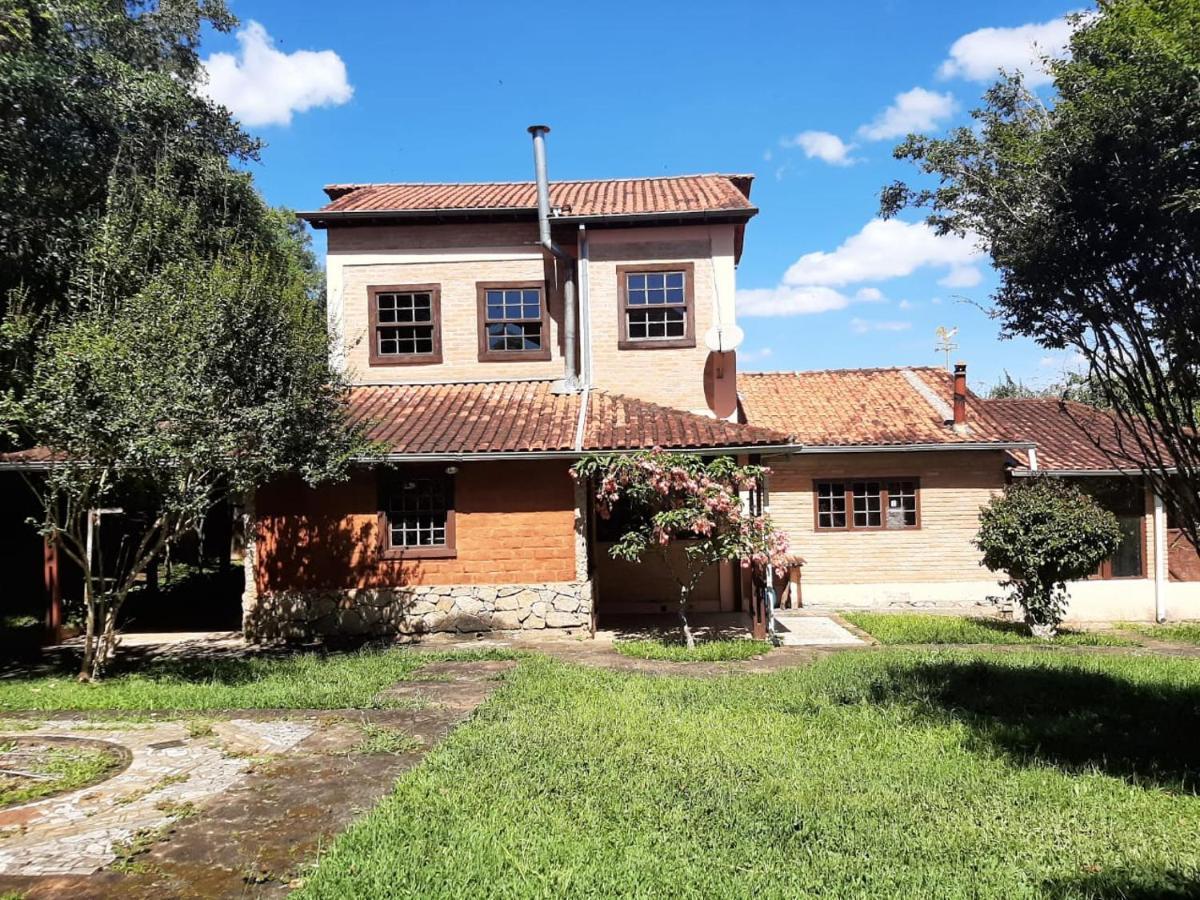 Em Tiradentes, Minas Gerais, Casa Tipica E Espacosa Em Terreno Arborizado Eksteriør billede