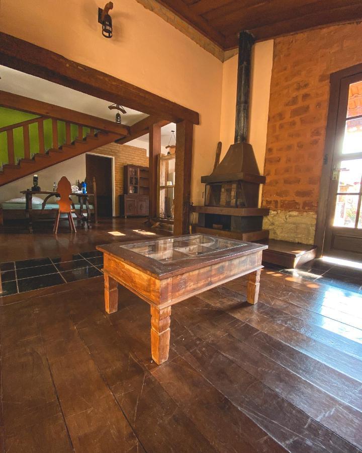 Em Tiradentes, Minas Gerais, Casa Tipica E Espacosa Em Terreno Arborizado Eksteriør billede
