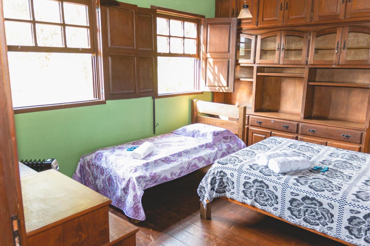 Em Tiradentes, Minas Gerais, Casa Tipica E Espacosa Em Terreno Arborizado Eksteriør billede